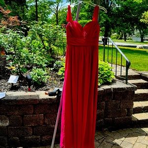 Beautiful Bill Levkoff dress size 2 perfect for graduation or especial events